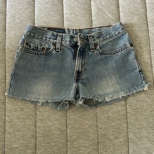 Levi’s low rise short